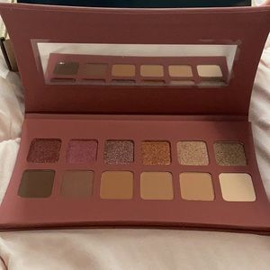 Illamasqua eye shadow palette